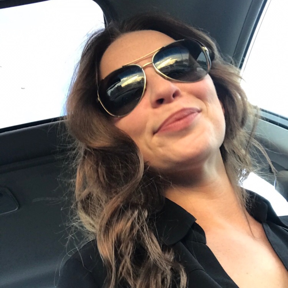 Meet your Posher, Alejandra